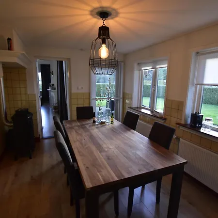 Bed & Breakfast The Holidayhouse - 5 Min Efteling - Max 5 Pers & 1 Baby Loon op Zand