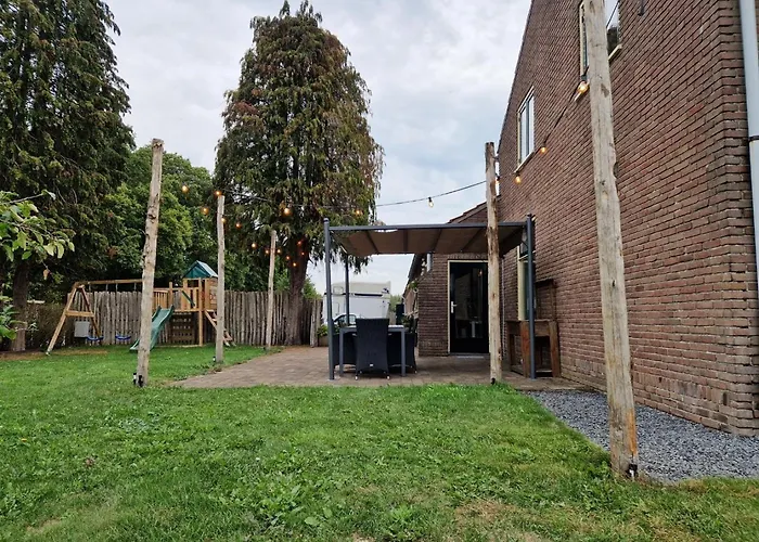 The Holidayhouse - 5 Min Efteling 3*