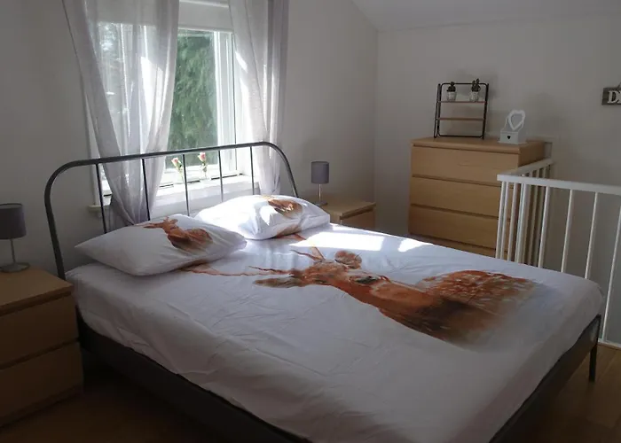 Bed and Breakfast The Holidayhouse - 5 Min Efteling