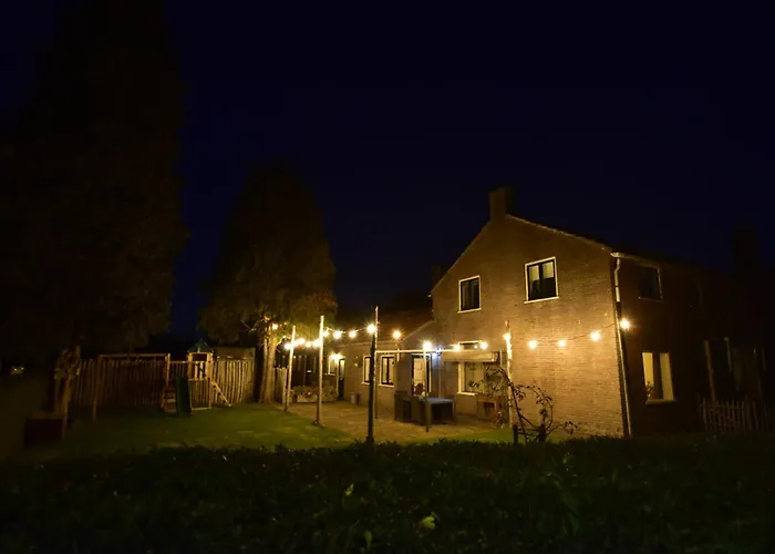 Bed and Breakfast The Holidayhouse - 5 Min Efteling Loon op Zand