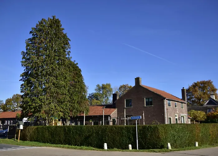 The Holidayhouse - 5 Min Efteling 3*