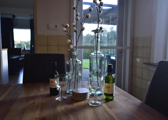 The Holidayhouse - 5 Min Efteling Bed and Breakfast 3*