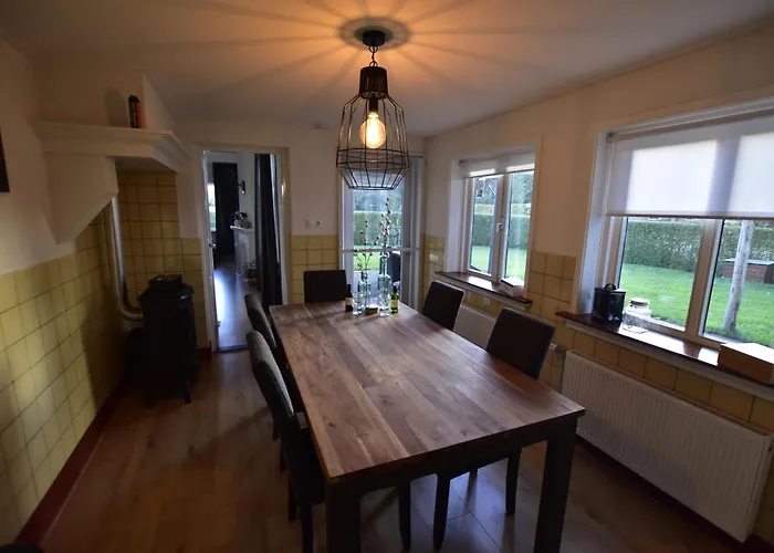 Bed and Breakfast The Holidayhouse - 5 Min Efteling Loon op Zand