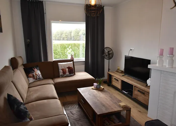 The Holidayhouse - 5 Min Efteling Bed and Breakfast Loon op Zand