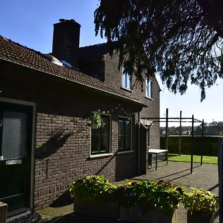 Bed & Breakfast The Holidayhouse - 5 Min Efteling - Max 5 Pers & 1 Baby